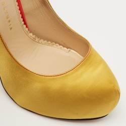 Pre Owned Charlotte Olympia Yellow Satin Platform Pumps Size 40