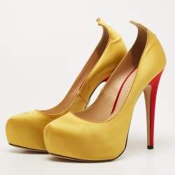 Pre Owned Charlotte Olympia Yellow Satin Platform Pumps Size 40