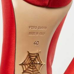 Pre Owned Charlotte Olympia Red Satin Paloma Fan Pleat Platform Pumps Size 40