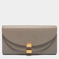 Pre Owned Chloe Taupe Leather Georgia Continental Wallet