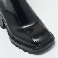 Pre Owned Chloé Black Rubber and Shearling Fur Betty Rain Boots Size 36