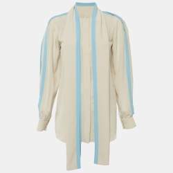 Pre Owned بلوزة كلوي حرير بيج فاتح/أزرق بتفاصيل رباط صغيرة