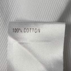 مملوكة مسبقًا بلوزة كلوي قطن أبيض مع تفاصيل زر الخرز مقاس صغير