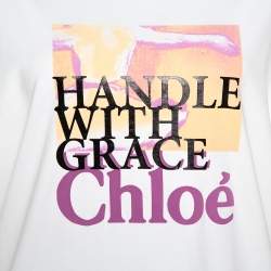 مملوكة مسبقًا Chloe White Cotton Handle With Grace Print T-Shirt S