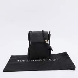 Pre Owned Chloe Black Leather Phone Holder Crossbody Bag