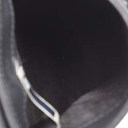Pre Owned Chloe Black Leather Phone Holder Crossbody Bag
