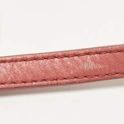 مملوكة مسبقًا Chloe Lilli Coral Orange Leather Wallet On Strap