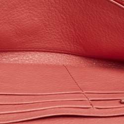 مملوكة مسبقًا Chloe Lilli Coral Orange Leather Wallet On Strap