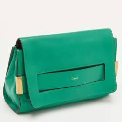 مملوكة مسبقًا Chloe Elle Small Green Leather Flap Clutch