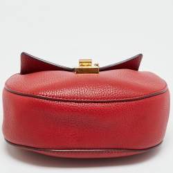 مملوكة مسبقًا حقيبة كتف كلوي درو جلد أحمر صغيرة