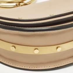 مملوكة مسبقًا Chloe Nile Bracelet Small Beige Leather Minaudiere Bag