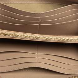 مملوكة مسبقًا Chloe Beige/Gold Leather Baylee Zip Around Wallet