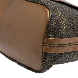 Pre Owned Chloe Black/Gold Textured Leather Side Zipped Satchel