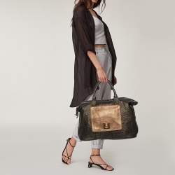 Pre Owned Chloe Black/Gold Textured Leather Side Zipped Satchel