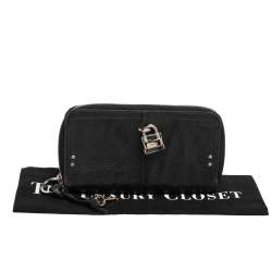 Pre Owned Chloe Black Leather Zip Around Paddington Wallet