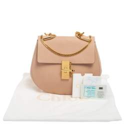 مملوكة مسبقًا حقيبة كتف كلوي درو جلد وردي سلمون متوسطة