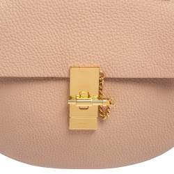 مملوكة مسبقًا حقيبة كتف كلوي درو جلد وردي سلمون متوسطة