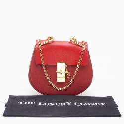 مملوكة مسبقًا Chloe Red Leather Small Drew Chain Crossbody Bag
