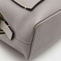 Pre Owned Chloe Grey Leather Small Daria Shoulder Bag