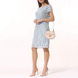 مملوكة مسبقًا حقيبة كتف كلوي درو جلد وردي/بيج صغيرة