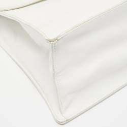 Pre Owned Chloe White Textured Leather Top Handle Bag