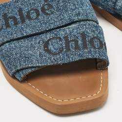 مملوكة مسبقًا Chloé Blue Denim Woody Flat Sandals Size 36