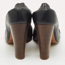 Pre Owned Chloe Black Leather Buckle Detail Scrunch Pumps Size 41