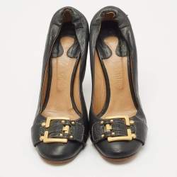 Pre Owned Chloe Black Leather Buckle Detail Scrunch Pumps Size 41