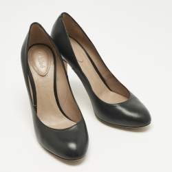 Pre Owned حذاء كعب عالي كلوي مقدمة مستديرة جلد أسود مقاس 37.5