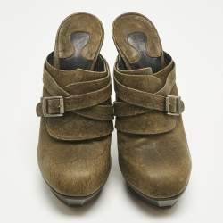 Pre Owned Chloé Green Leather Buckle Clogs Size 37