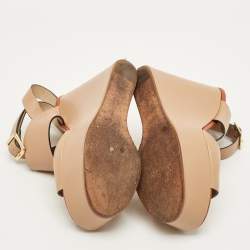 مملوك ة مسبقًا Chloe Size 38 Beige Leather Wedge Ankle Wrap Sandals
