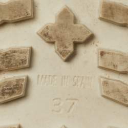 Pre Owned صندل كلوي فتحة كعب كعب روكي Eliza جلد أسود مقاس 39.5