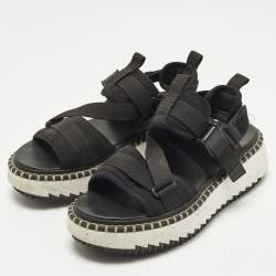 Pre Owned Chloe Lilli Size 39 Black Fabric and Nylon Platform Sandals