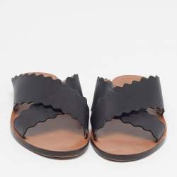 مملوكة مسبقًا صندل مسطح بتصميم متقاطع جلد أسود كلوي لورين مقاس 37