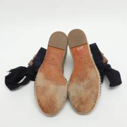 مملوكة مسبقًا صندل إسفين بكعب كلوي هاربر جلد أزرق سويدي برباط مقاس 35