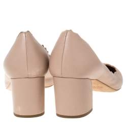 Pre Owned Chloe Beige Leather Lauren Scallop Trim Block Heel Pumps Size 39