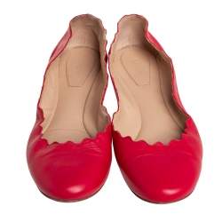 مملوكة مسبقًا حذاء باليرينا فلات كلوي لورين جلد أحمر مموج مقاس 36