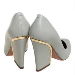 مملوكة مسبقًا Chloe Grey Leather Block Heel Pumps Size 39.5