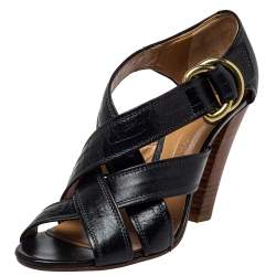 مملوكة مسبقًا صندل كلوي سيور متعاكسة سير كاحل جلد أسود مقاس 38