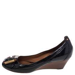 Pre Owned Chloe Black Patent Leather Wedge Pumps Size 36