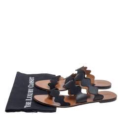 Pre Owned Chloe Black Leather and Suede Scalloped Slide Flats Size 39