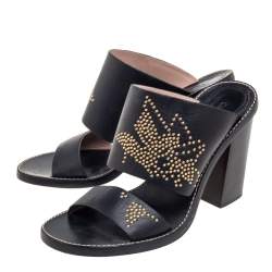 Pre Owned Chloe Black/Gold Studded Leather Slide Sandals Size 39