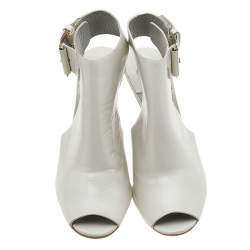 Chloe Off White Leather Pee Toe Ankle Strap Sandals Size 39.5