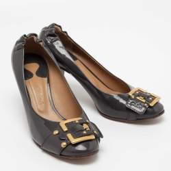 Pre Owned Chloe Grey Patent Leather Gold Buckle Block Heel Pumps Size 38.5