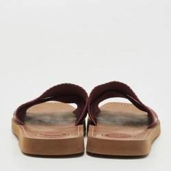 مملوكة مسبقًا Chloe Burgundy Canvas Logo Woody Flat Slides Size 38