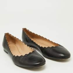 مملوكة مسبقًا Chloe Black Scalloped Leather Lauren Ballet Flats Size 38.5