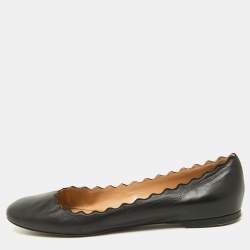 مملوكة مسبقًا Chloe Black Scalloped Leather Lauren Ballet Flats Size 38.5