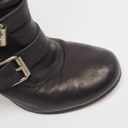 Pre Owned Chloe Black Leather Buckle Detail Block Heel Ankle Boots Size 38.5