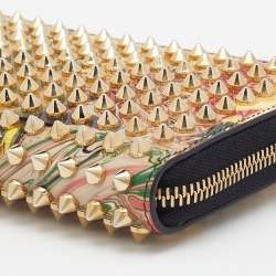 مملوكة مسبقًا محفظة كريستيان لوبوتان جلد لامع متعدد الألوان نقشة بانيتون مرصعة بمسامير سبايك بسحاب ملتف