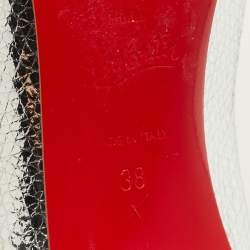 مملوكة مسبقًا Christian Louboutin So Kate Size 38 Silver Leather Pumps